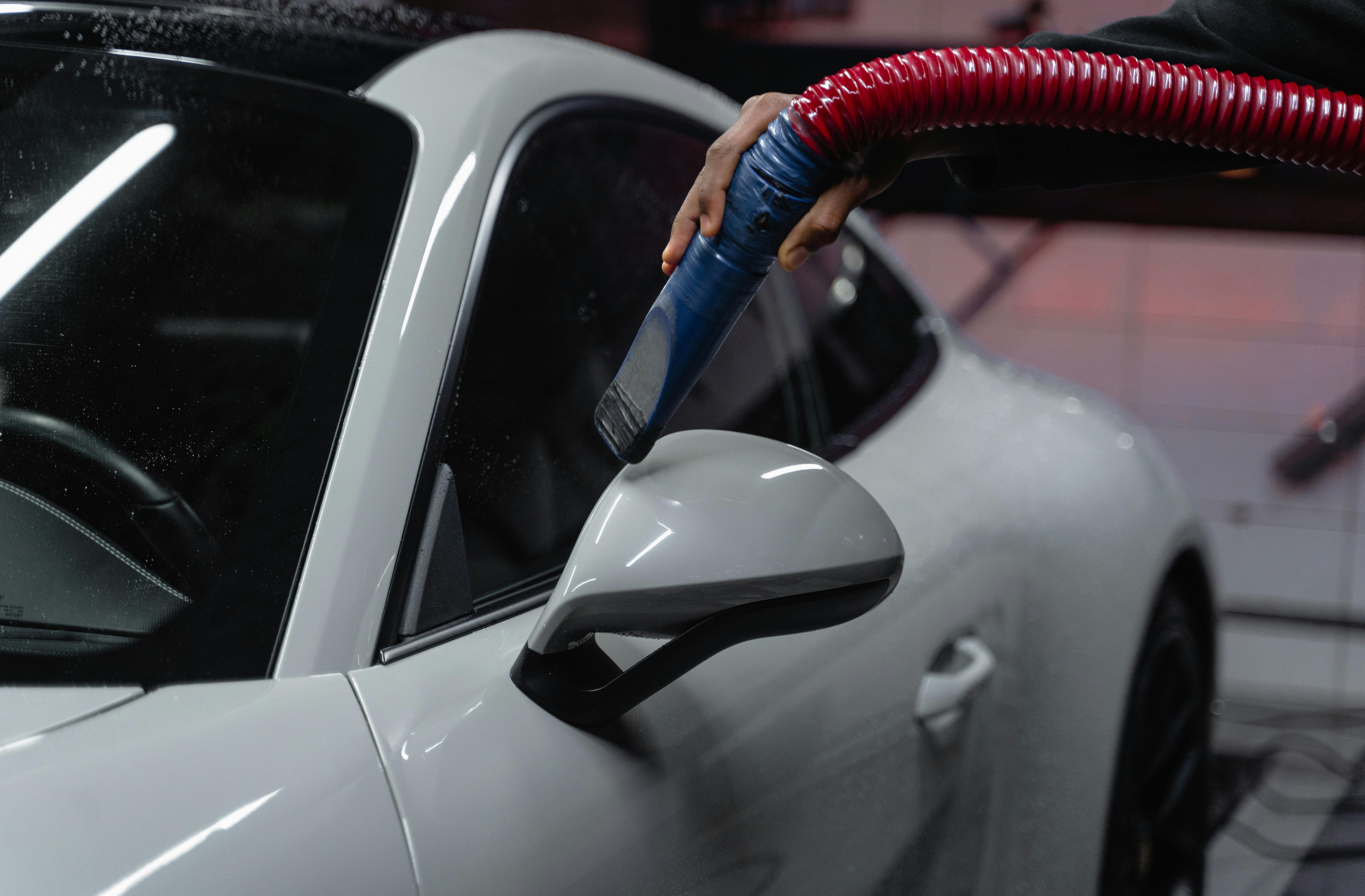 Curseur d'image des détails de la sous-page Nettoyage de voiture | 