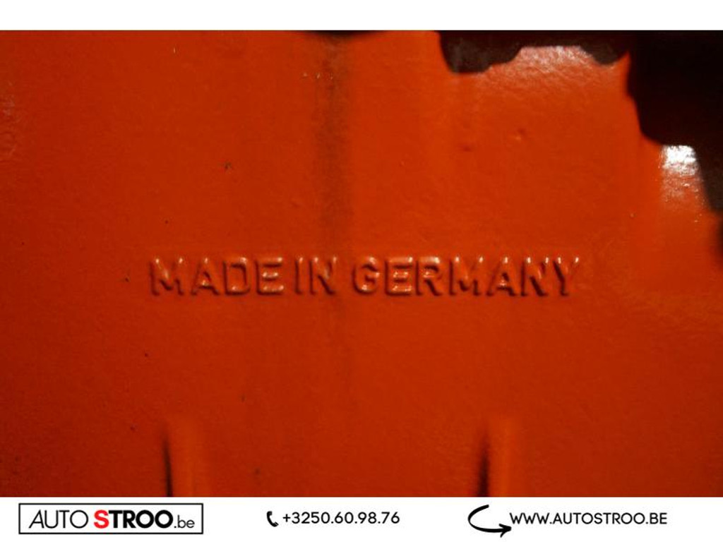 45963783-15.jpg