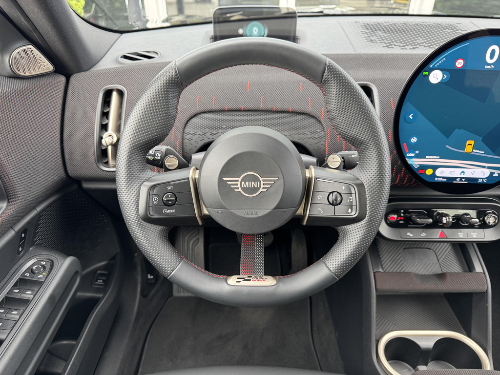 50192640-10.jpg